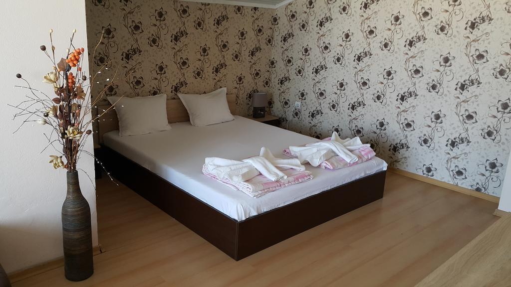 Exotic Guest House Созополь Экстерьер фото